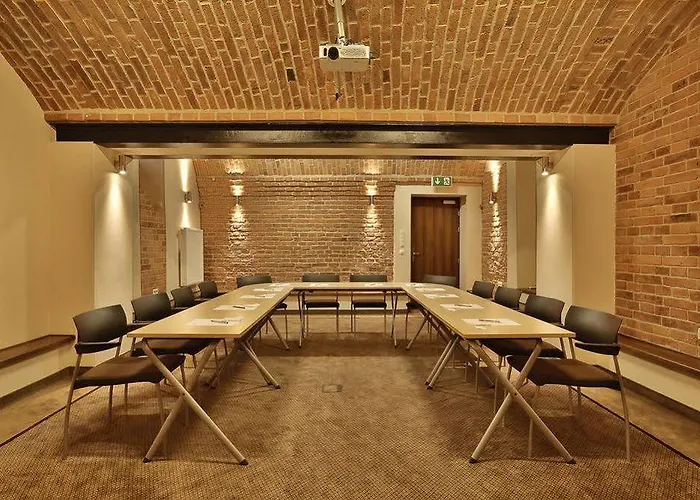 Amber Boutique - Amber Hotel 3*