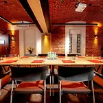 Amber Boutique - Amber Hotel 3*