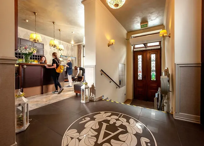 Amber Boutique - Amber Hotel 3*