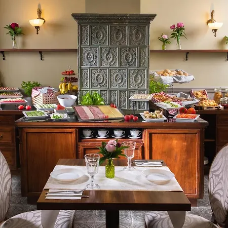 Amber Boutique - Amber