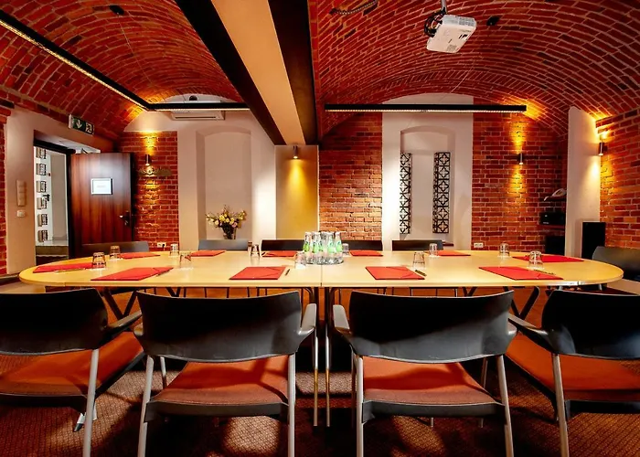 Amber Boutique - Amber Hotel 3*